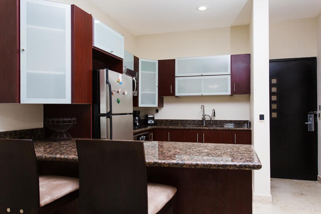 Oceanfront El Faro Surf 302 Apartamento Playa del Carmen Exterior foto